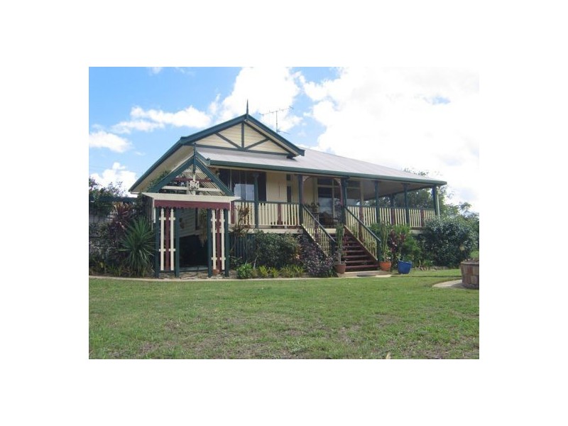 16 Charles Place, Curra QLD 4570