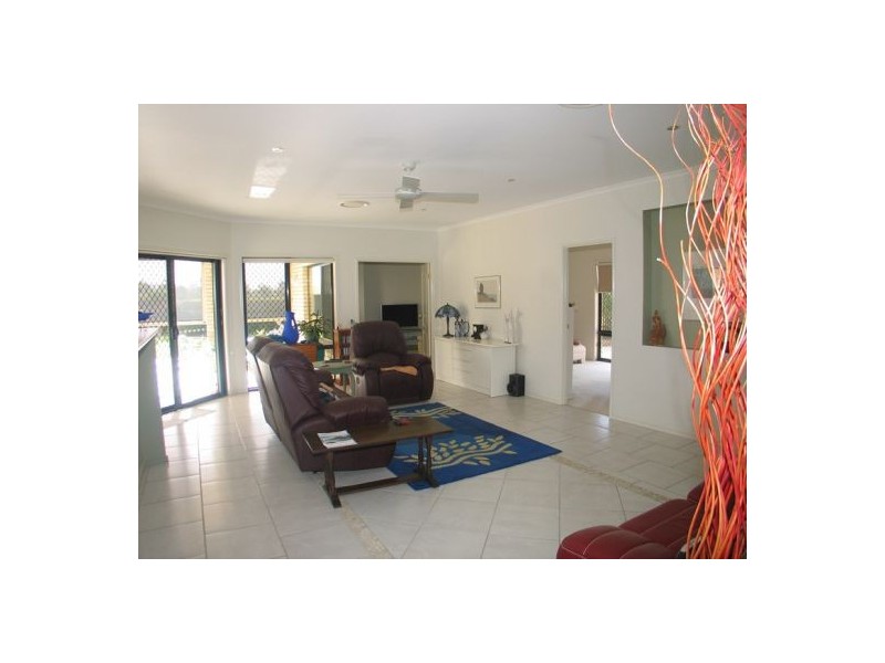 6 Maidment Court, Gympie QLD 4570