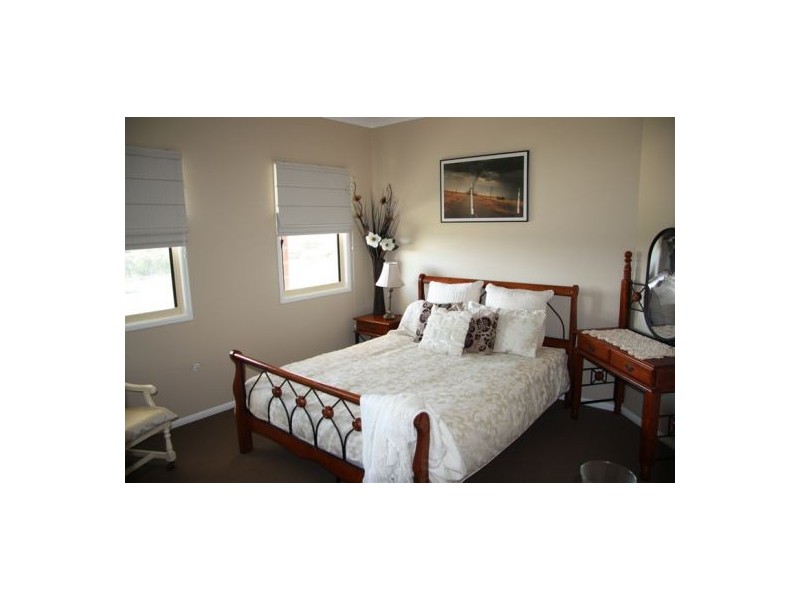 17 Azure Avenue, Banks Pocket QLD 4570