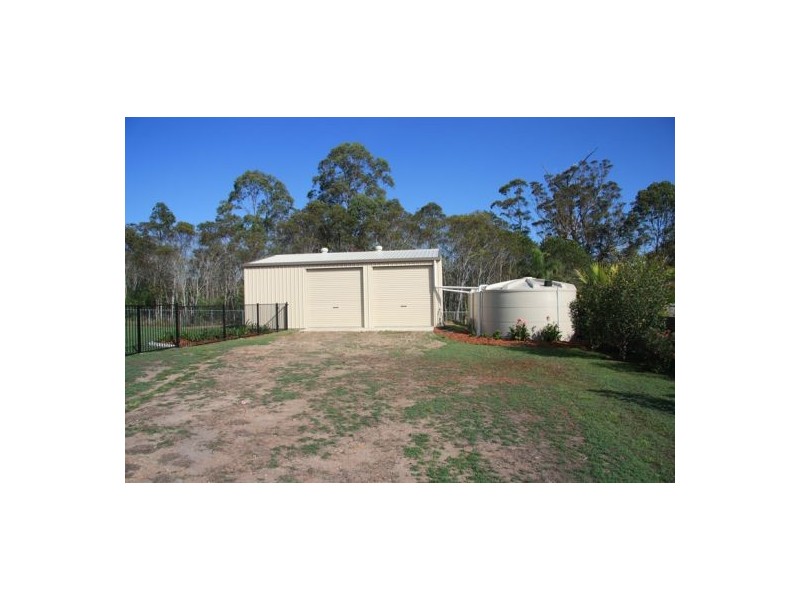 17 Azure Avenue, Banks Pocket QLD 4570