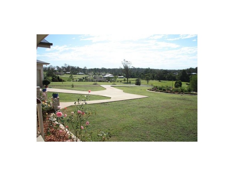 17 Azure Avenue, Banks Pocket QLD 4570