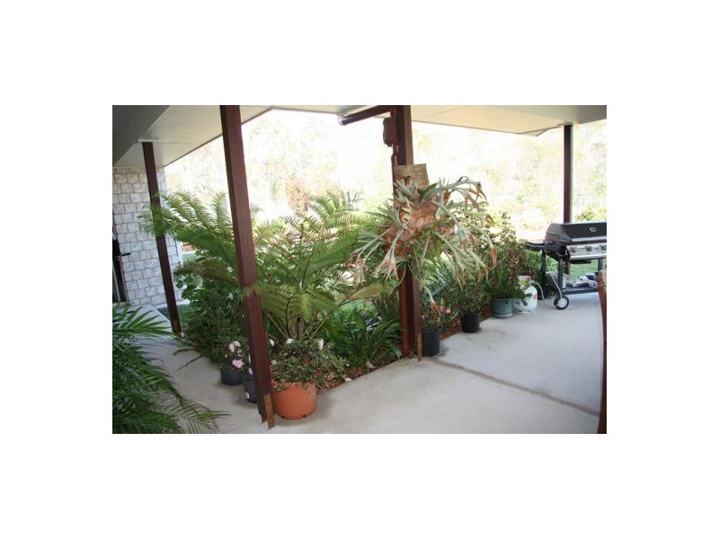 17 Azure Avenue, Banks Pocket QLD 4570