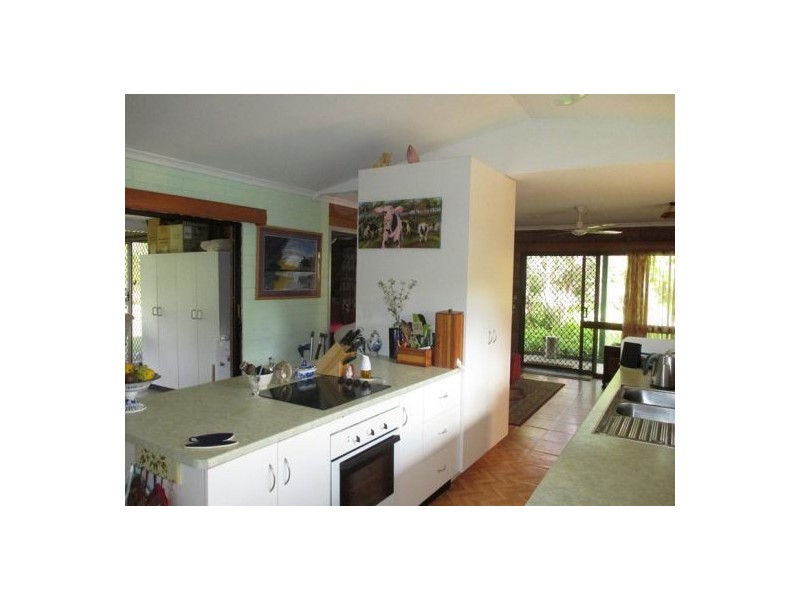 81 Taylor Road, Veteran QLD 4570