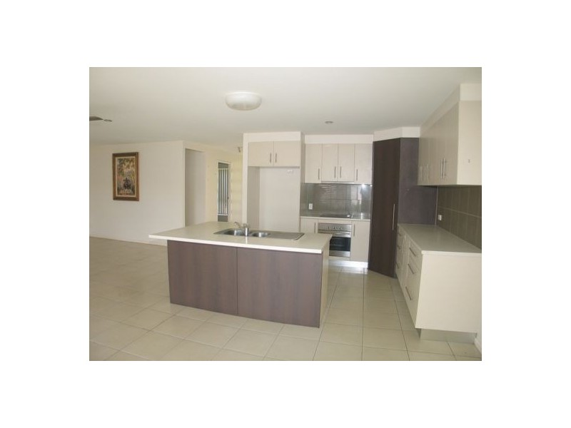 16 St Andrews Crescent, Gympie QLD 4570