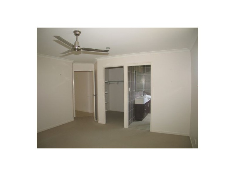16 St Andrews Crescent, Gympie QLD 4570