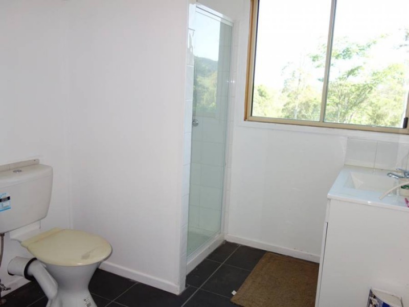 117 Rammutt Road, Chatsworth QLD 4570