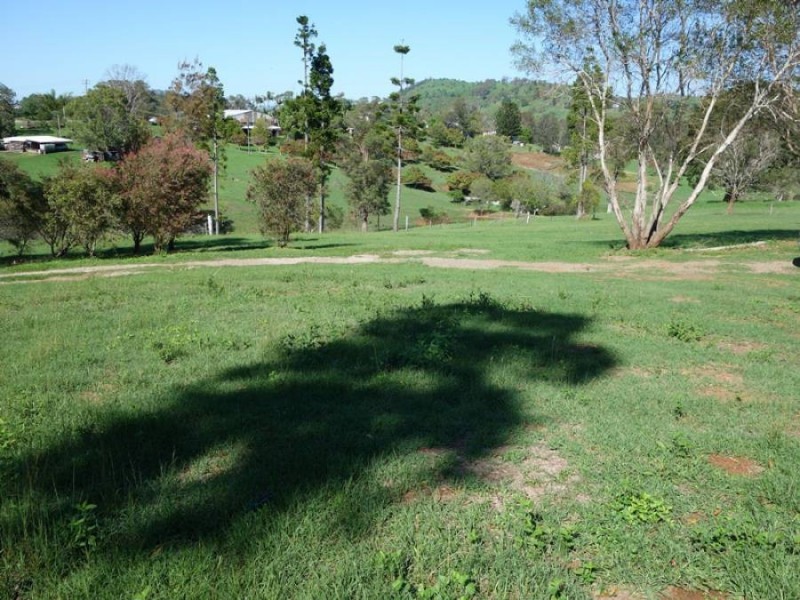 117 Rammutt Road, Chatsworth QLD 4570
