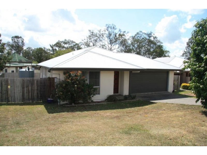 44 Bushland Drive, Southside QLD 4570
