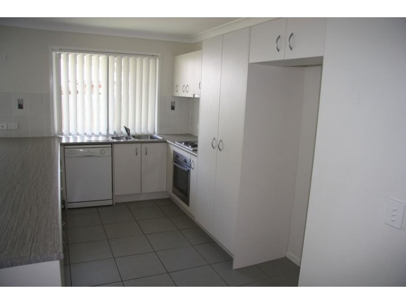 44 Bushland Drive, Southside QLD 4570