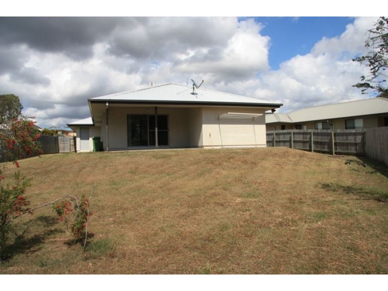 44 Bushland Drive, Southside QLD 4570