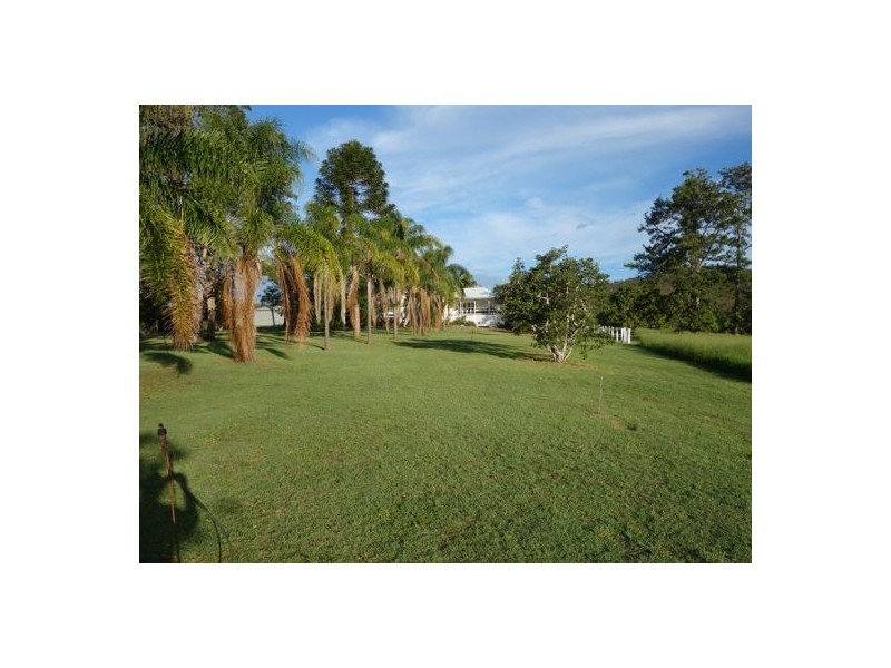 296 Hoopers Road, Curra QLD 4570