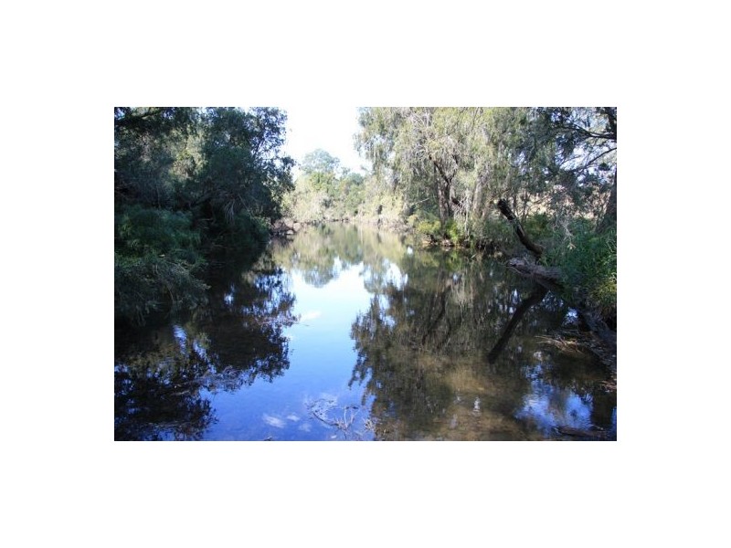 Glastonbury QLD 4570