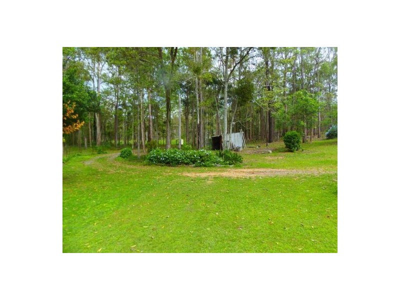 23 Minya Road, The Palms QLD 4570