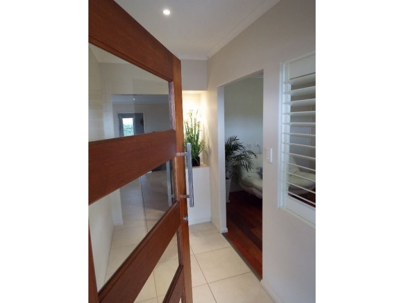 32 Directors Circuit, Jones Hill QLD 4570