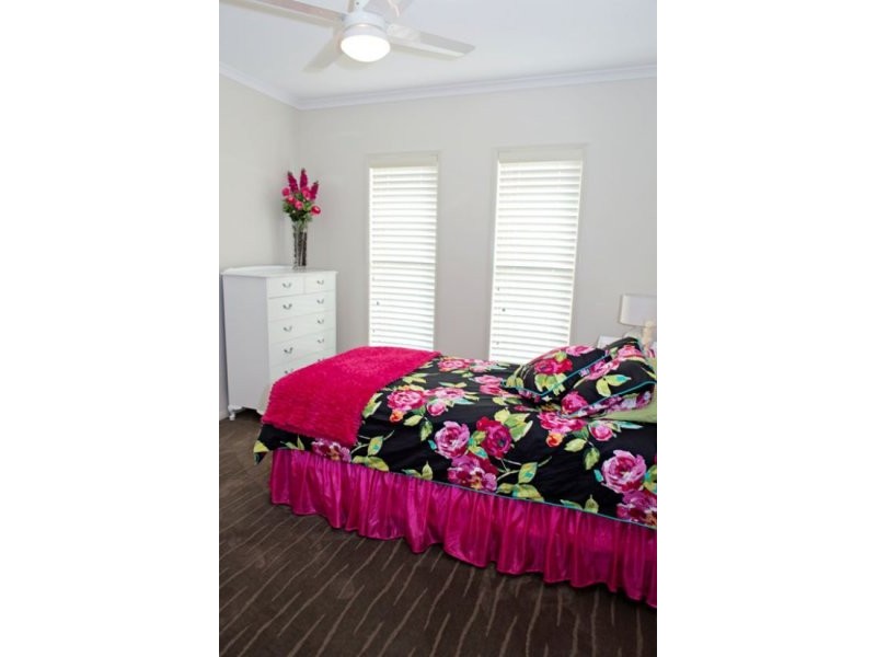 32 Directors Circuit, Jones Hill QLD 4570
