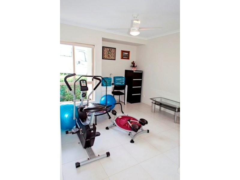 32 Directors Circuit, Jones Hill QLD 4570
