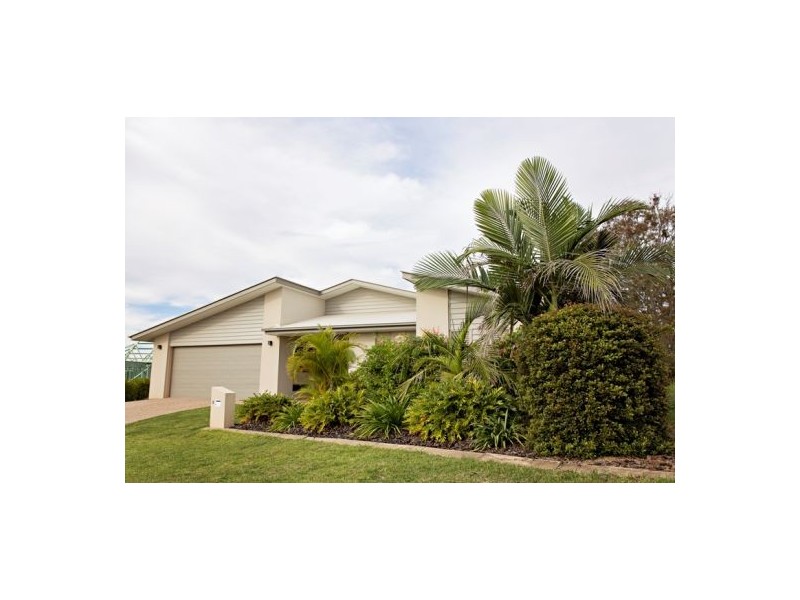 32 Directors Circuit, Jones Hill QLD 4570