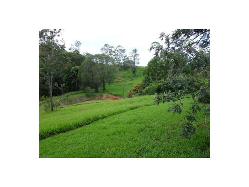 8 Valley Vista Road, The Dawn QLD 4570