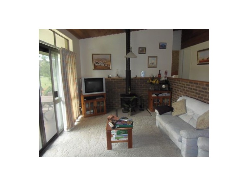 48 Horton Road, Chatsworth QLD 4570
