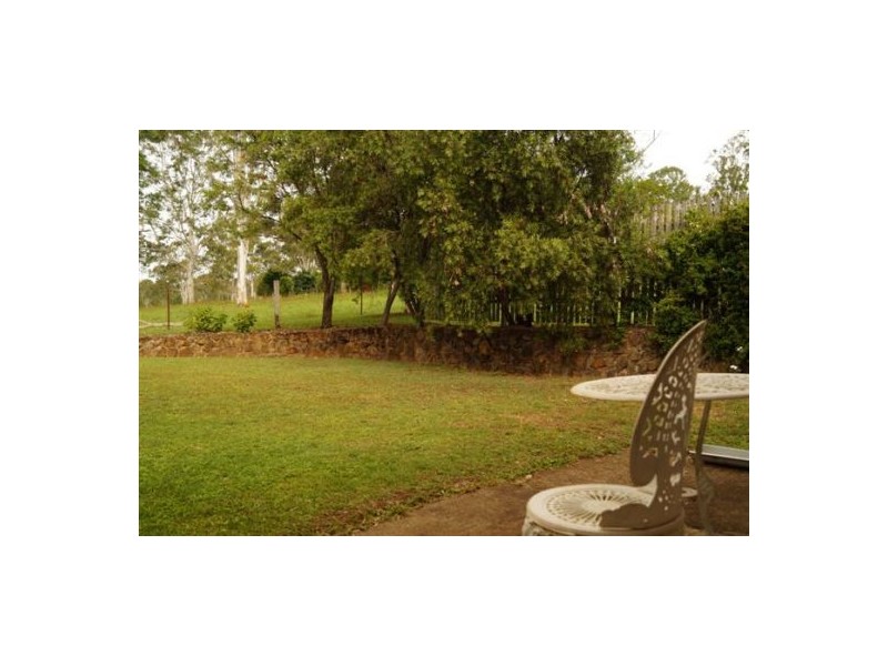 48 Horton Road, Chatsworth QLD 4570