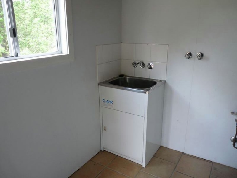 40 Spring Rd, Victory Heights QLD 4570