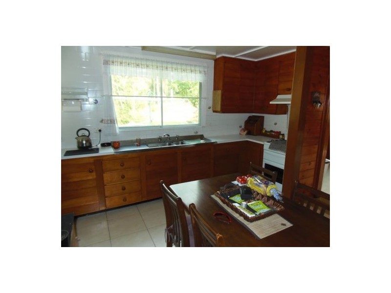 496 Beenham Valley Road, Cedar Pocket QLD 4570