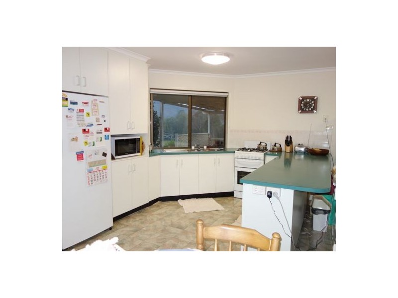 32 Limestone Drive, Widgee QLD 4570