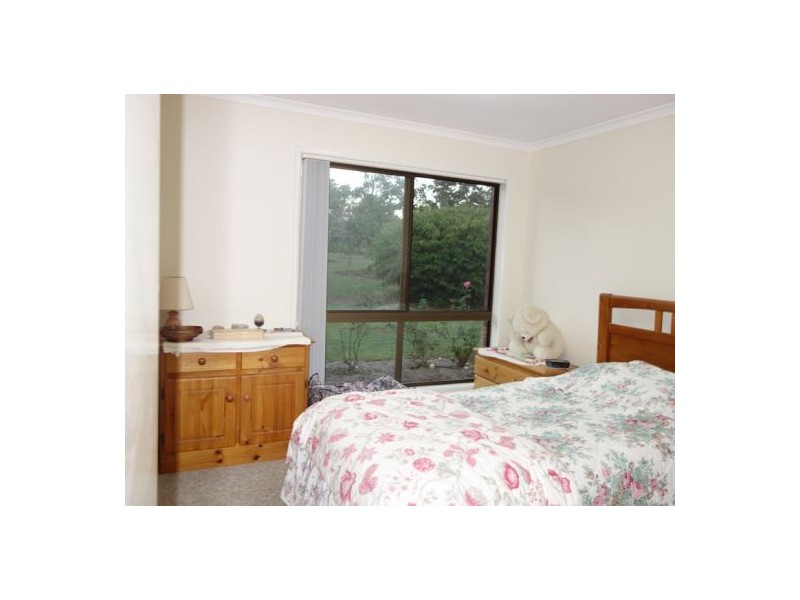 32 Limestone Drive, Widgee QLD 4570