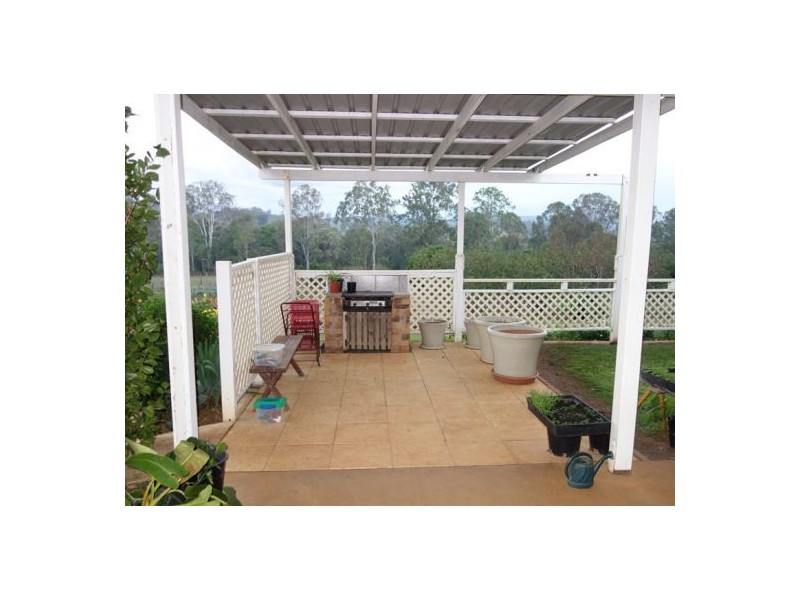 32 Limestone Drive, Widgee QLD 4570