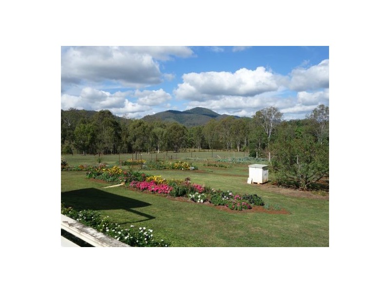 32 Limestone Drive, Widgee QLD 4570