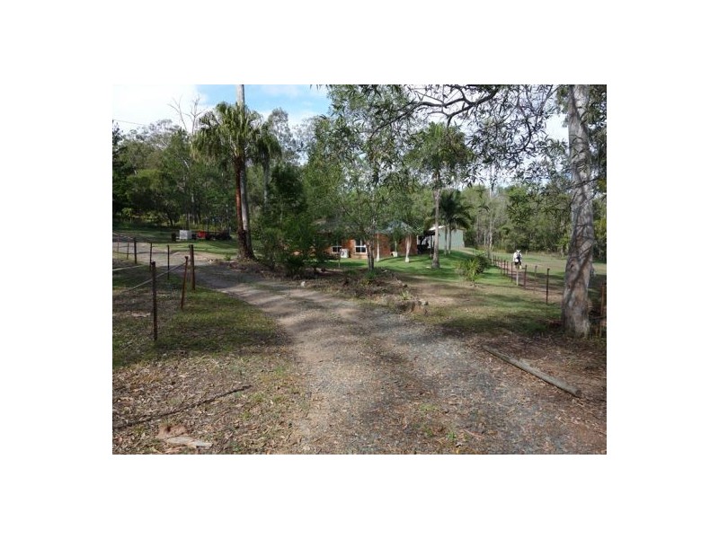 16 Holland Road, The Palms QLD 4570