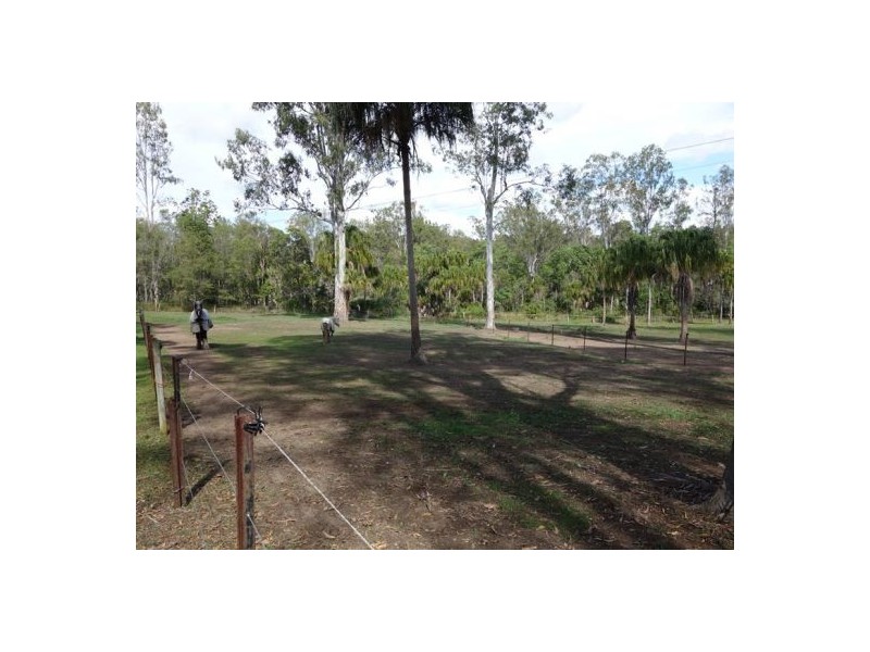 16 Holland Road, The Palms QLD 4570