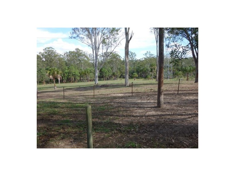 16 Holland Road, The Palms QLD 4570
