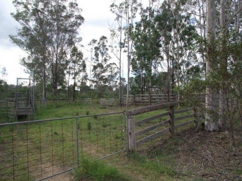 Glenwood QLD 4570