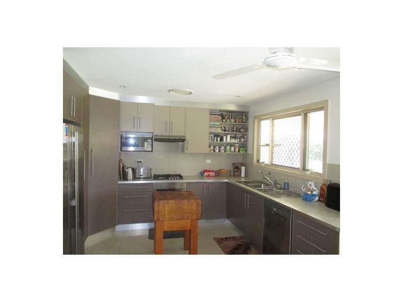 197 Banks Pocket Road, Araluen QLD 4570