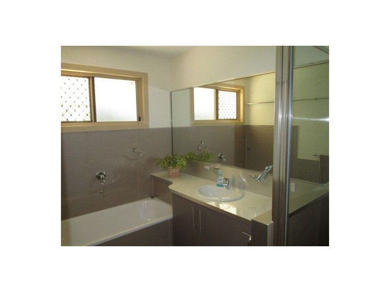 197 Banks Pocket Road, Araluen QLD 4570