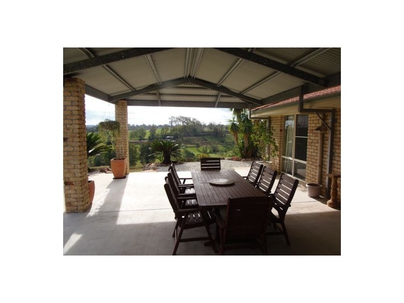 366 Old Goomboorian Road, Veteran QLD 4570