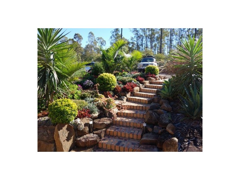 904 Neerdie Road, Glenwood QLD 4570