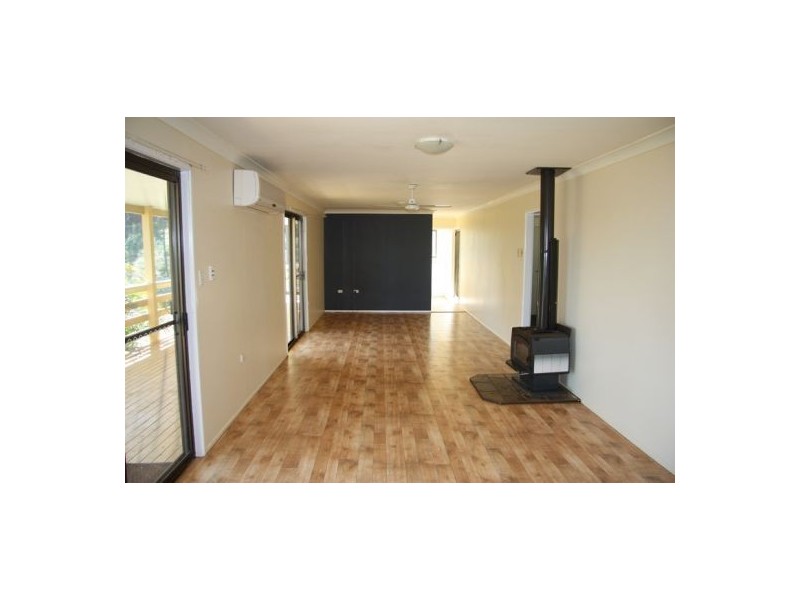6 MacPherson Road, Veteran QLD 4570