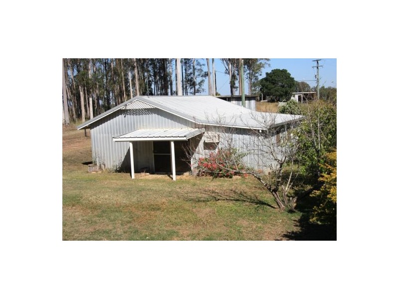 6 MacPherson Road, Veteran QLD 4570