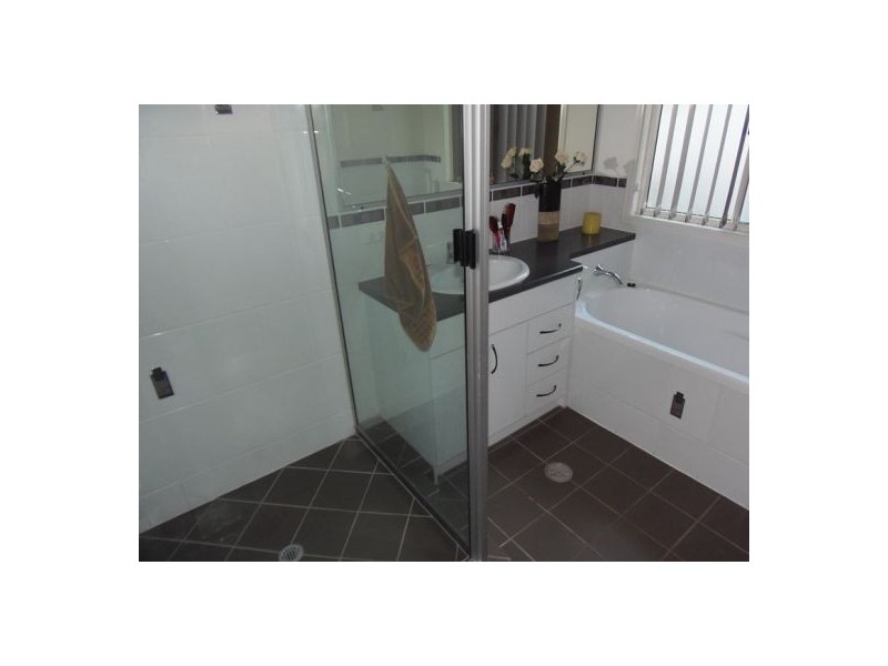 56 Fyshburn Drive, Cooloola Cove QLD 4580