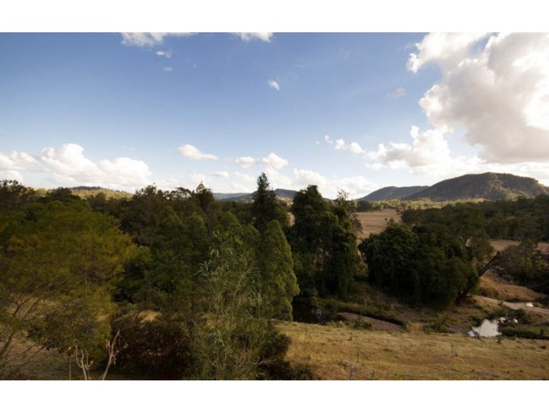 129 Long Road, Pie Creek QLD 4570