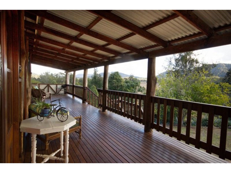 129 Long Road, Pie Creek QLD 4570