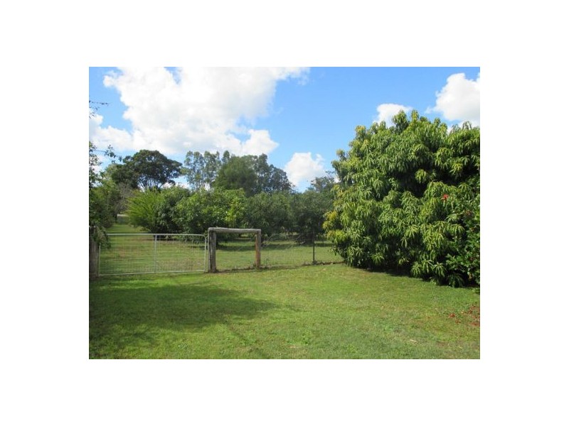2354 Anderleigh Road, Neerdie QLD 4570