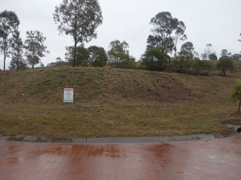 13 Golf Links Circle, Gympie QLD 4570