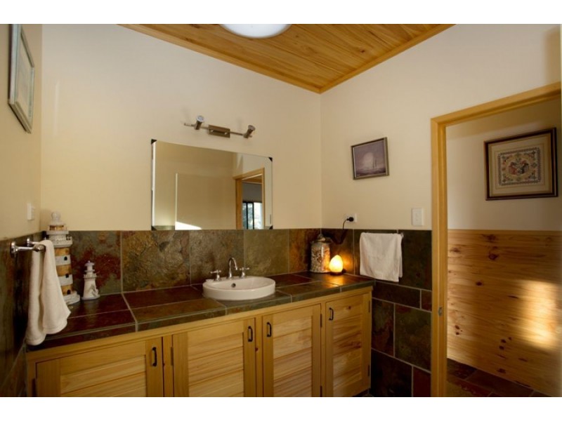 38 Hyland Road, East Deep Creek QLD 4570