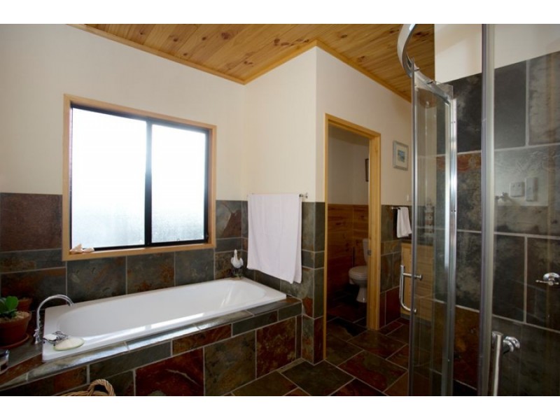 38 Hyland Road, East Deep Creek QLD 4570