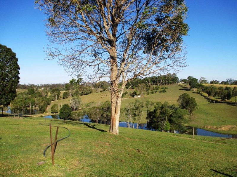 179 Percival Road, Chatsworth QLD 4570