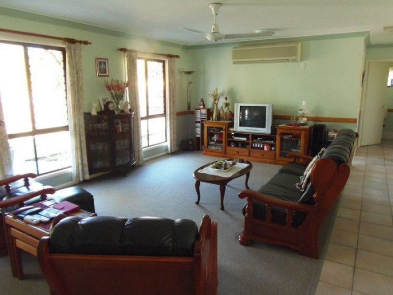 11 Beagle Avenue, Cooloola Cove QLD 4580