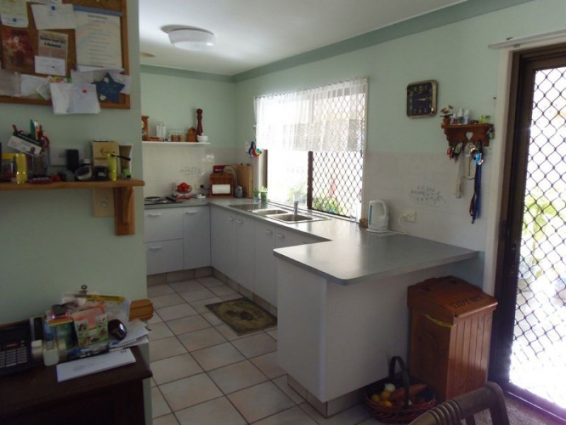 11 Beagle Avenue, Cooloola Cove QLD 4580